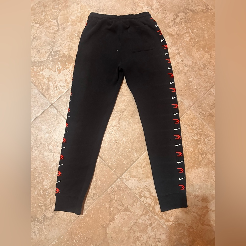Nike Black and Red Sweatpants for Active Comfort